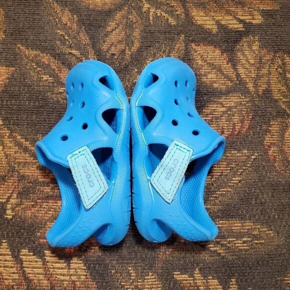 CROCS Blue Swiftwater Wave Toddler Sandals - Size 7 - Picture 4 of 6